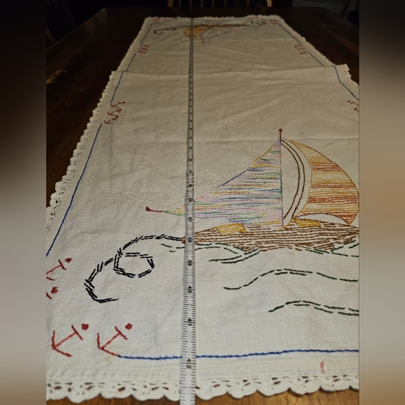 Vintage, handstitched Sail Boat Table Runner. - Picture 9 of 10